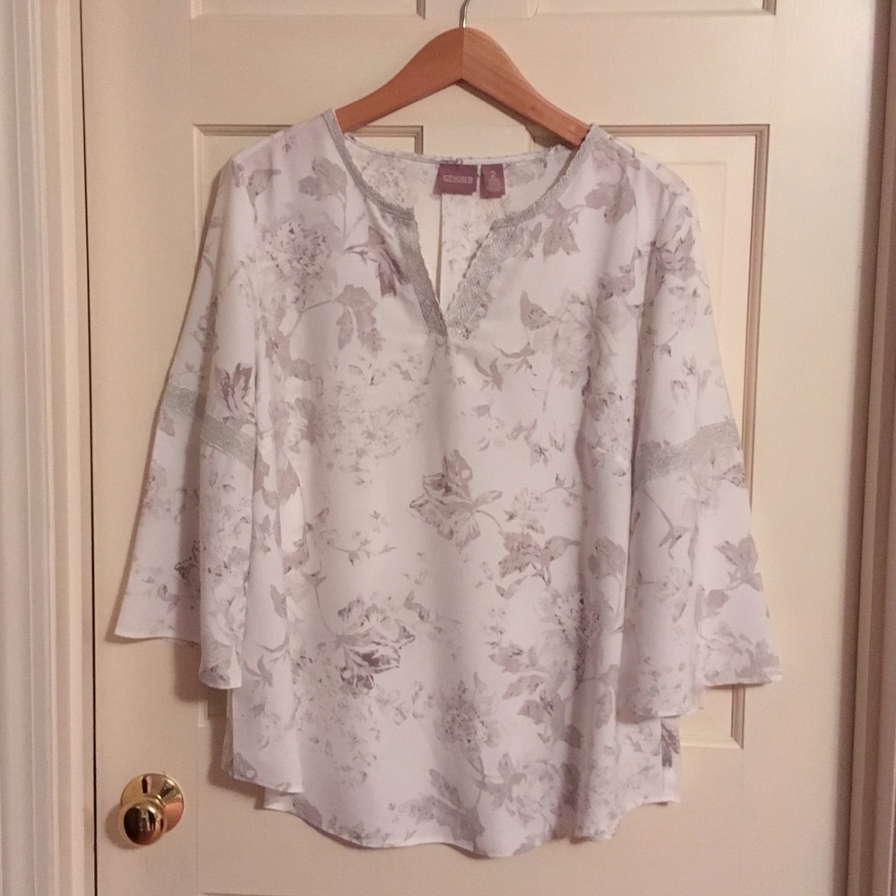 Chico’s blouse - NWT - Chico’s size 2